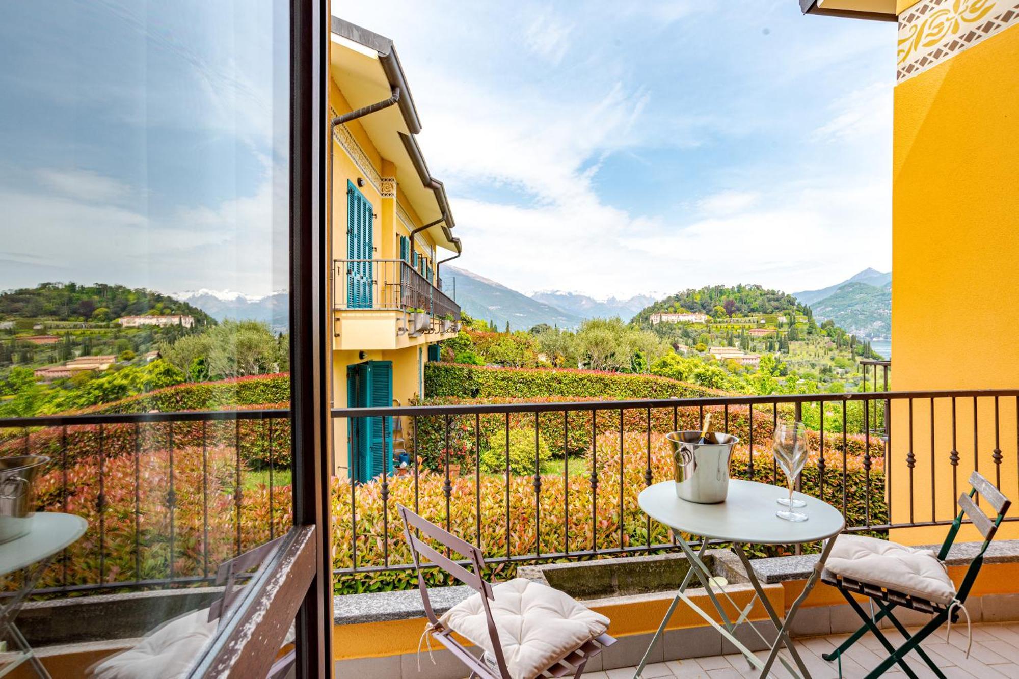Pearl Of The Lake Apartment, Bellagio, Breathtaking Views And Good Vibes Luaran gambar